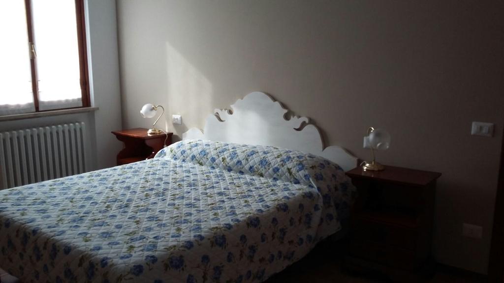 Casa Nanny Apartment Monzambano Bagian luar foto